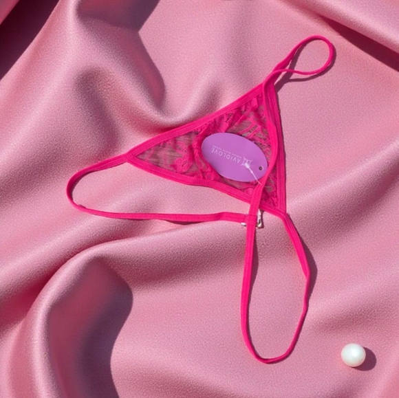 Avidlove Rose Red Lace Thong Panty Size XL (New) - Picture 5 of 6